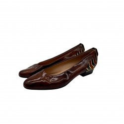 LOW HEELS VINTAGE