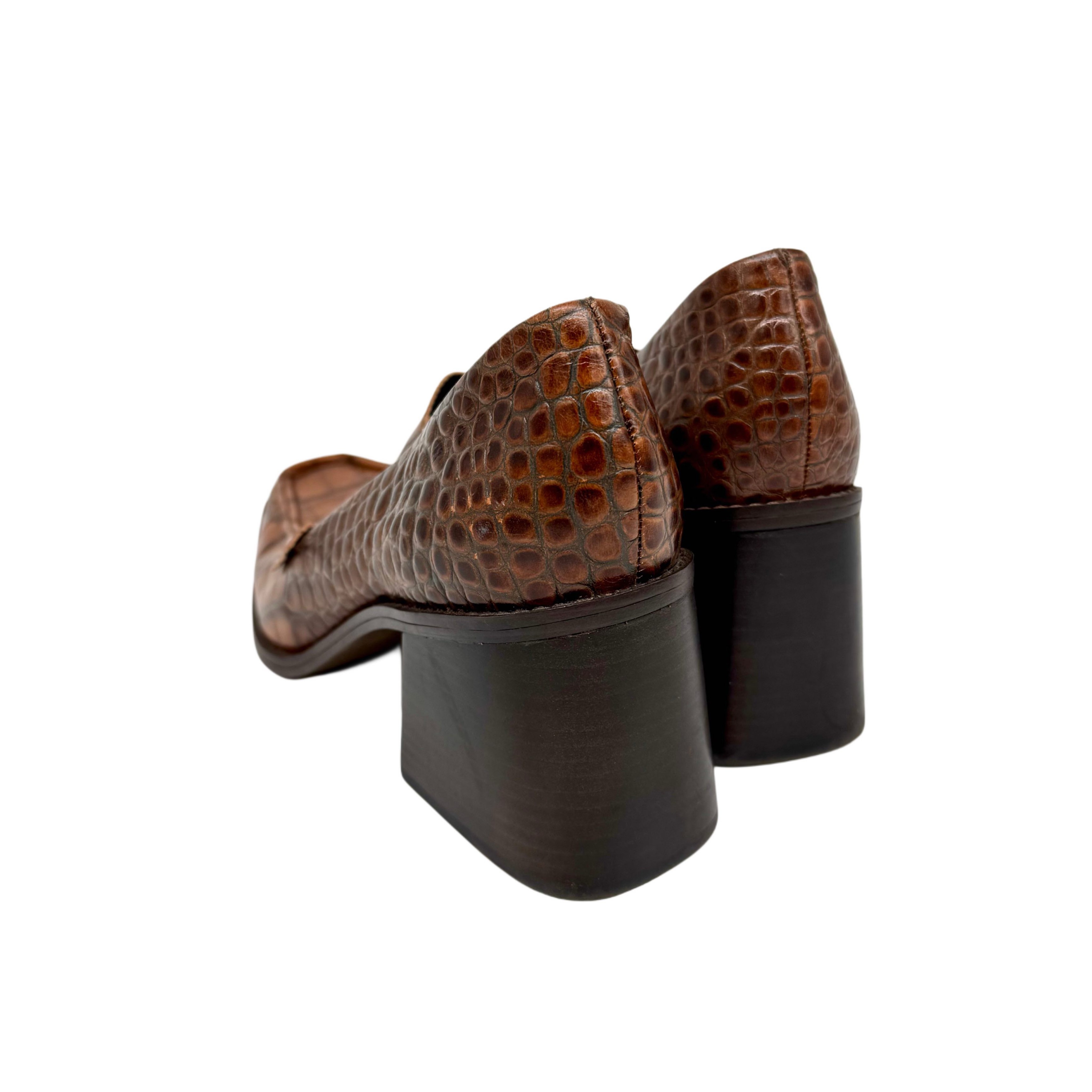 VINCE CAMUTO TEXTURE LEATHER VINCE CAMUTO TEXTURE LEATHER