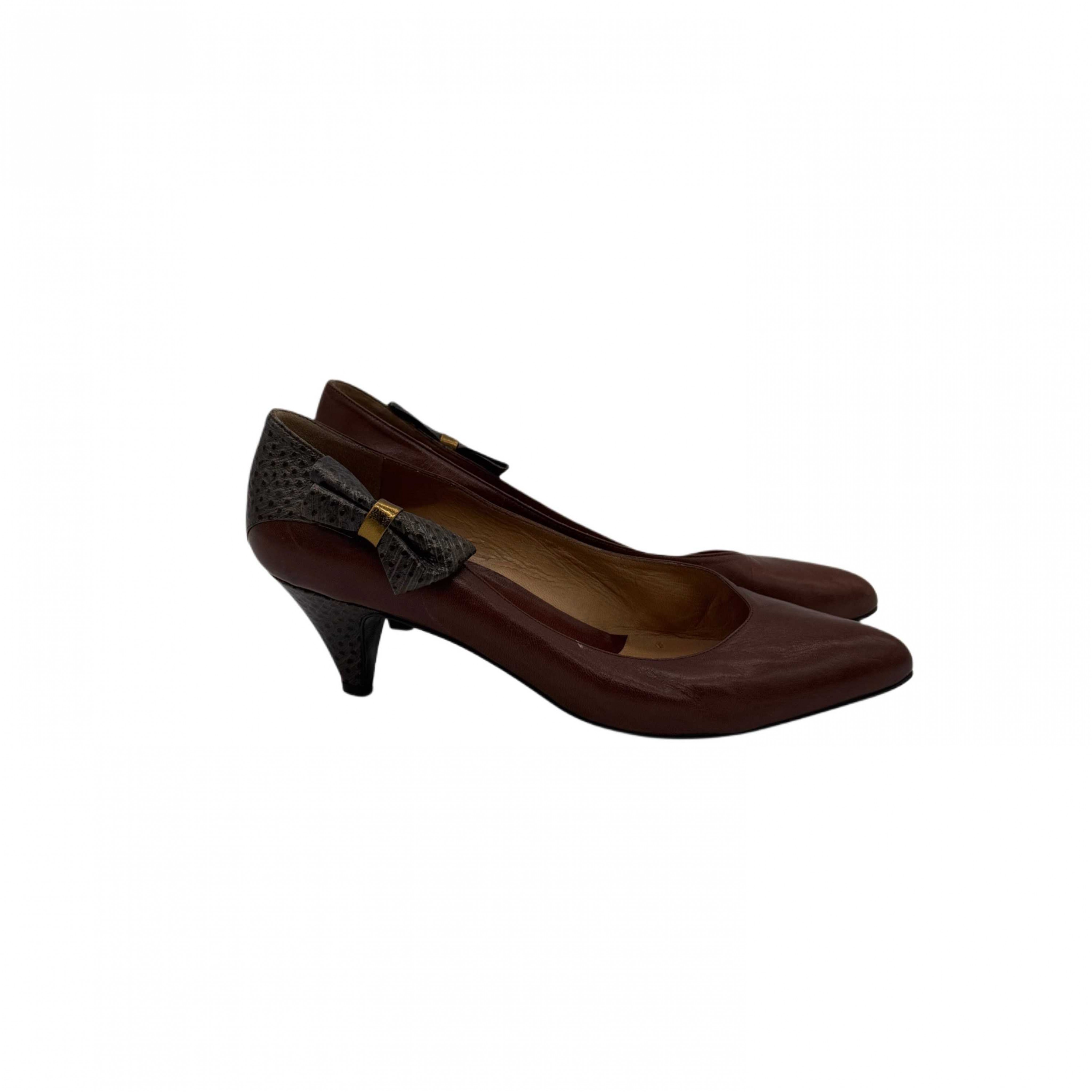 BROWN LEATHER HEELS VINTAGE BROWN LEATHER HEELS VINTAGE