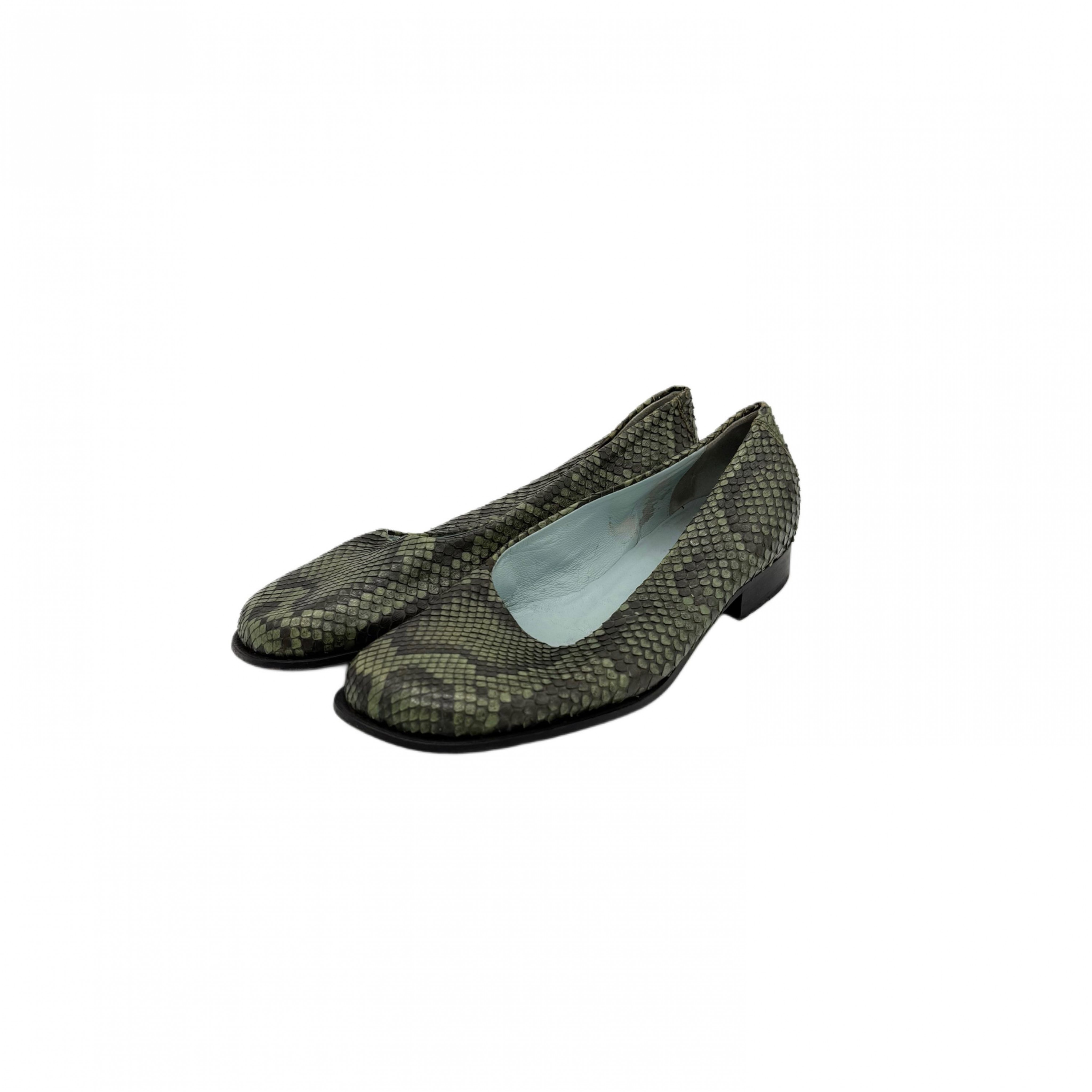 BALLERINAS SNAKE TEXTURE BALLERINAS SNAKE TEXTURE