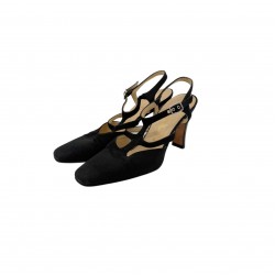 BLACK HEELS VINTAGE