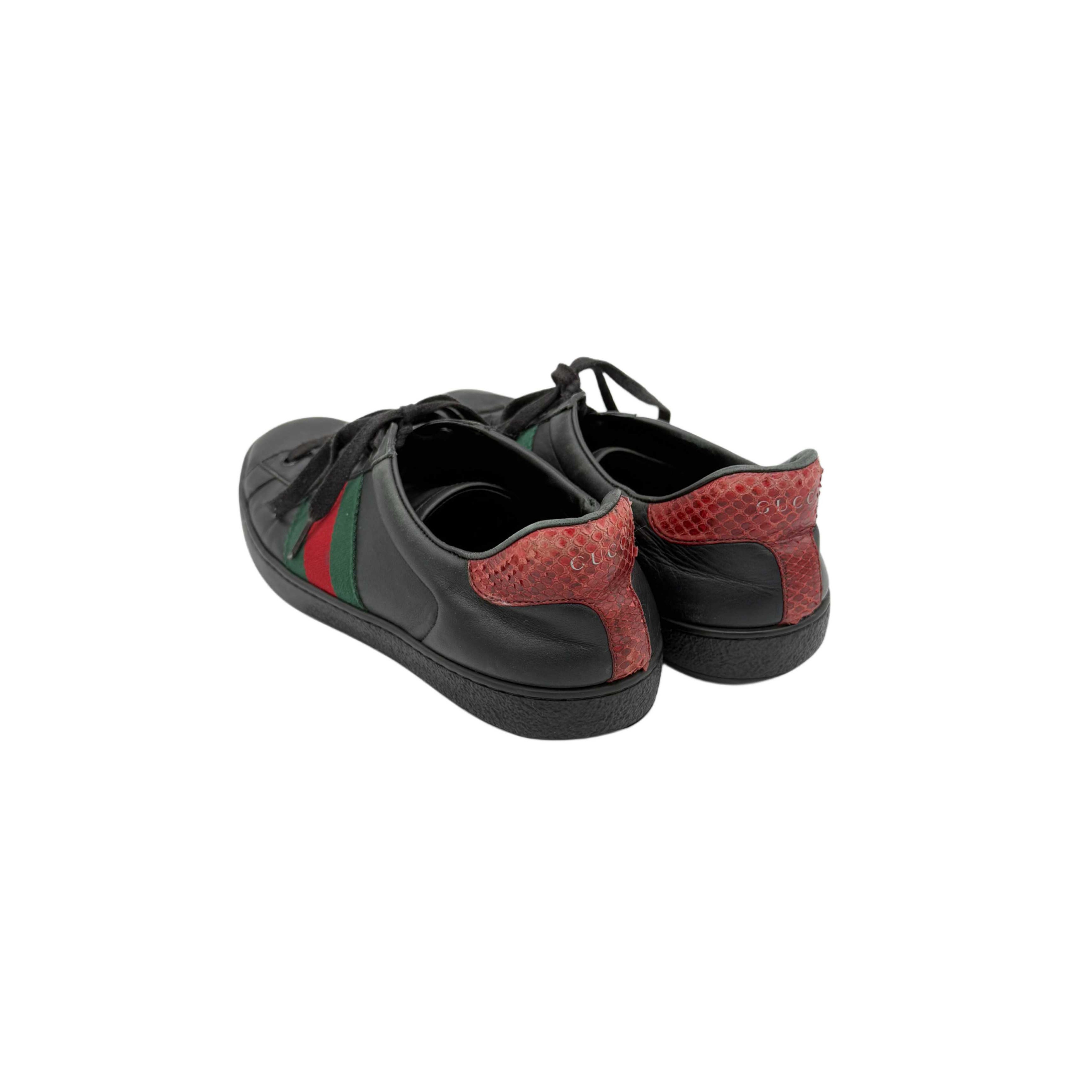 GUCCI SNEAKER IN BLACK