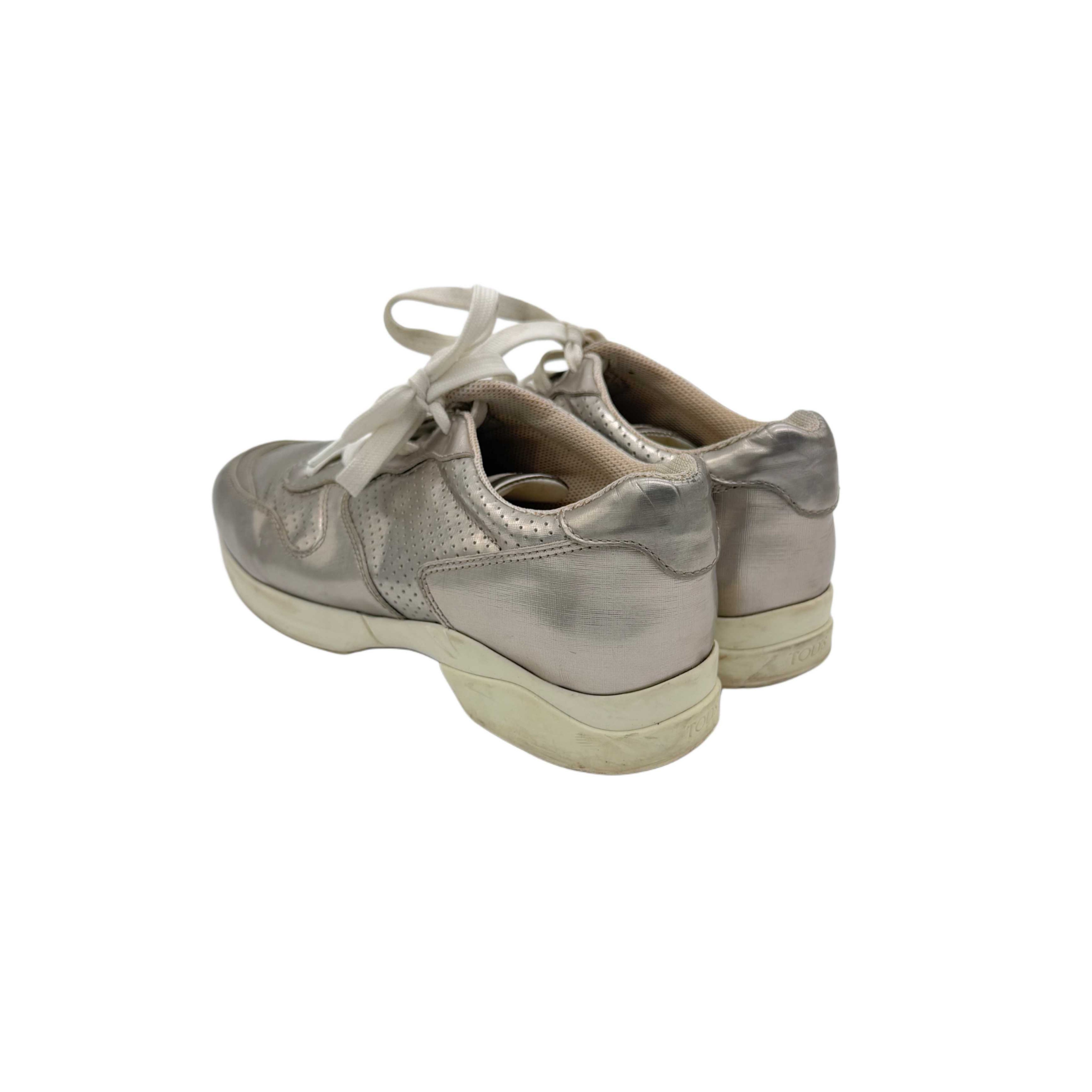 TODS SNEAKERS SILVER