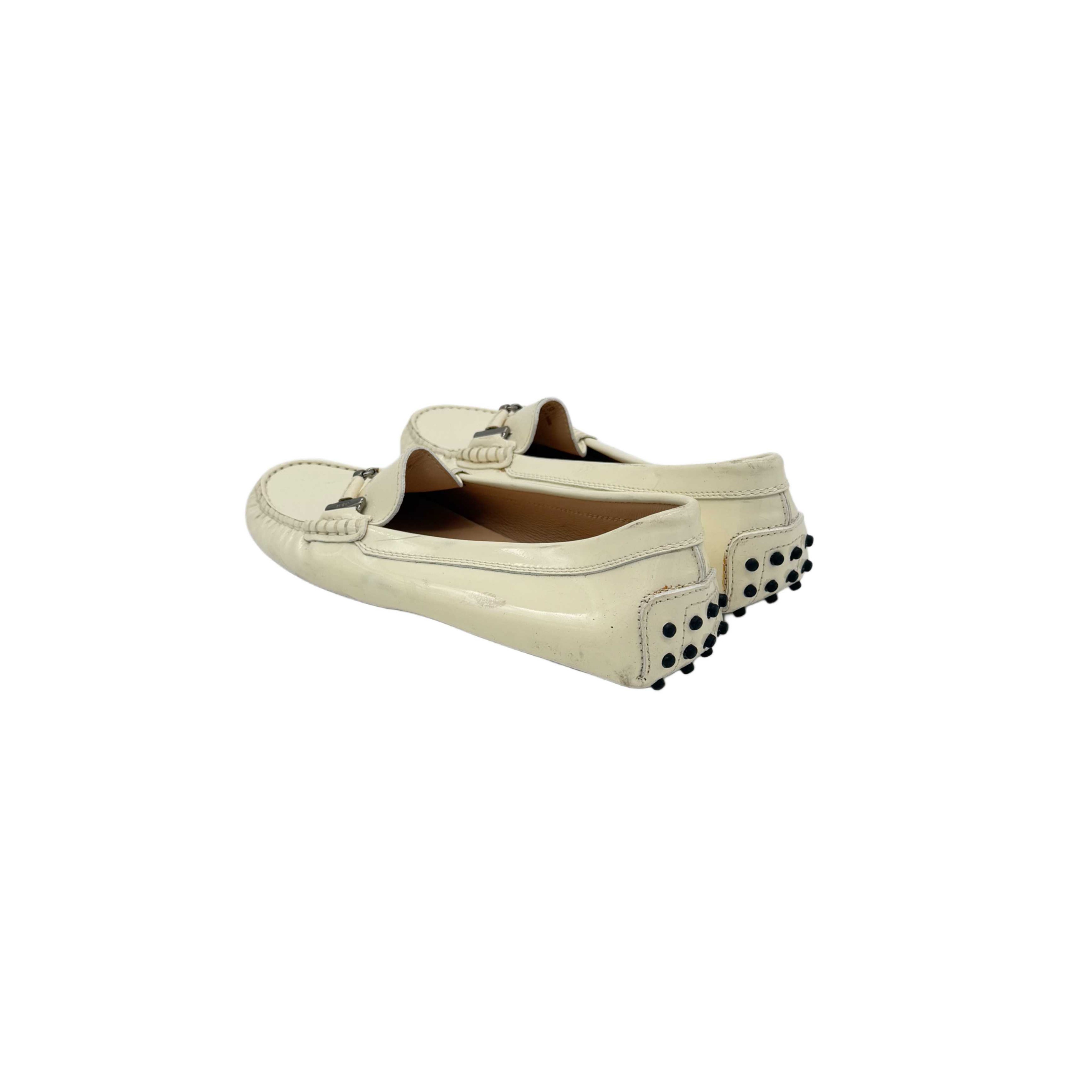 TOD'S WHITE MOCCASINS TOD'S WHITE MOCCASINS