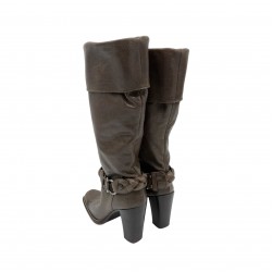 BROWN LEATHER BOOTS 