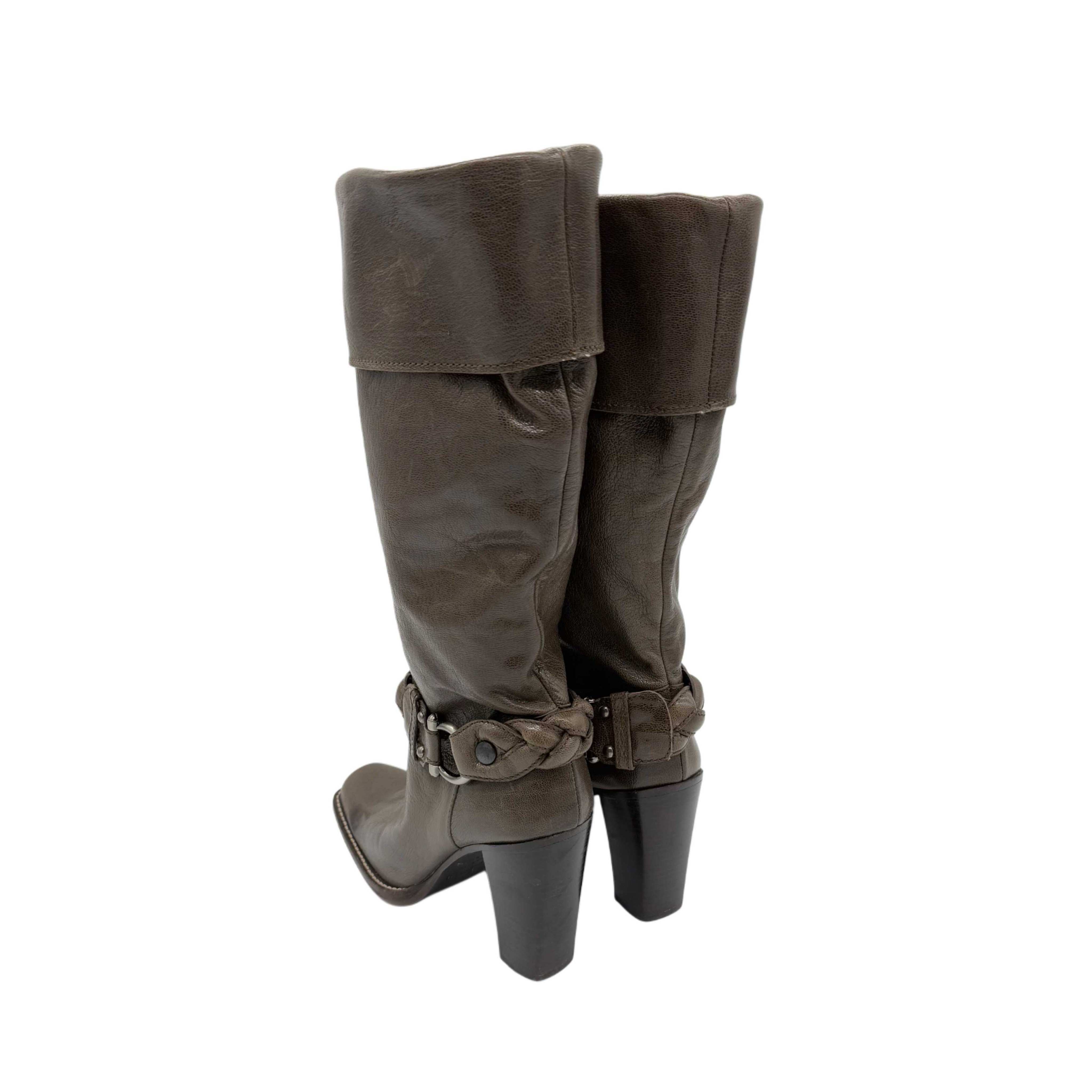 BROWN LEATHER BOOTS BROWN LEATHER BOOTS
