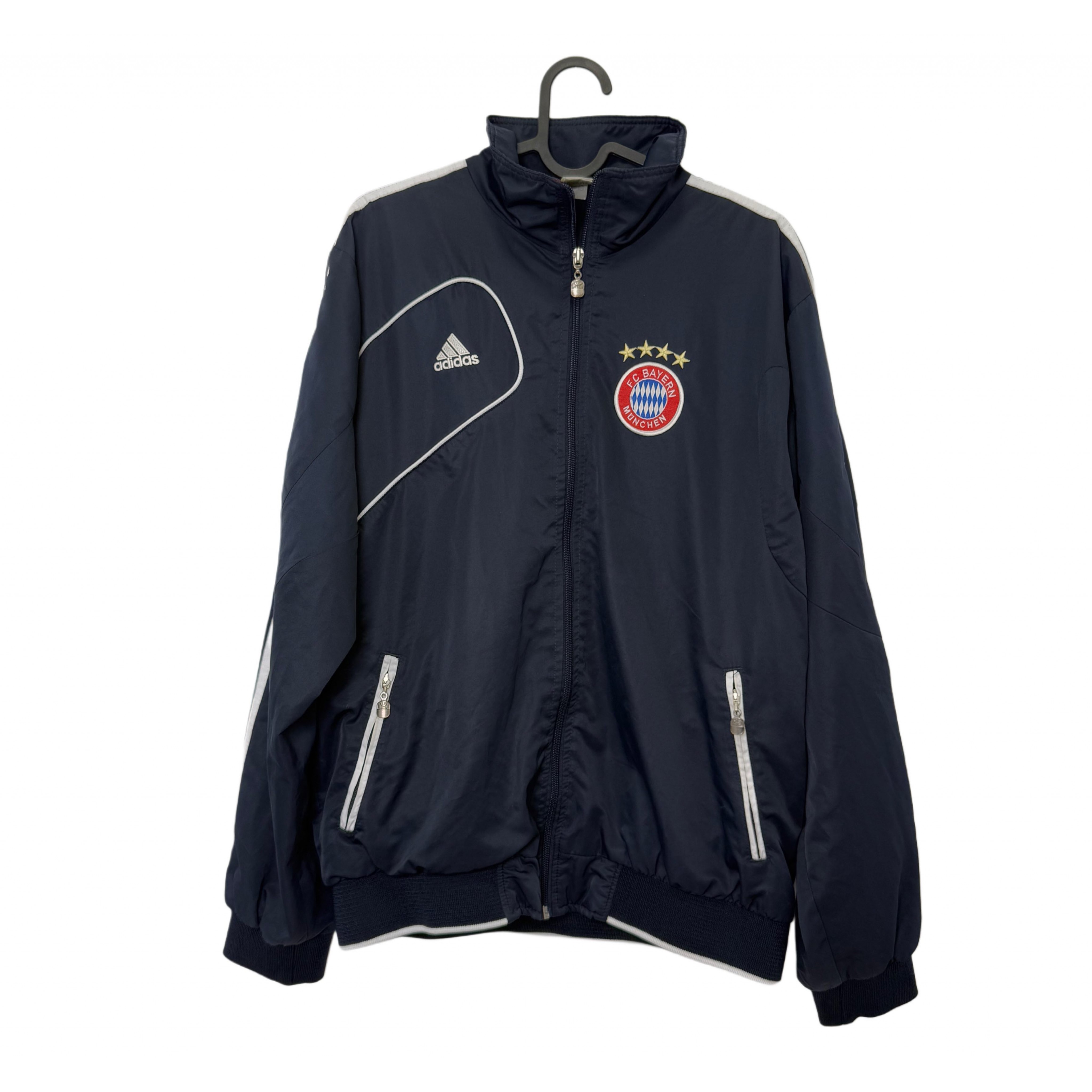ADIDAS BAYERN MUNCHEN JACKET ADIDAS BAYERN MUNCHEN JACKET