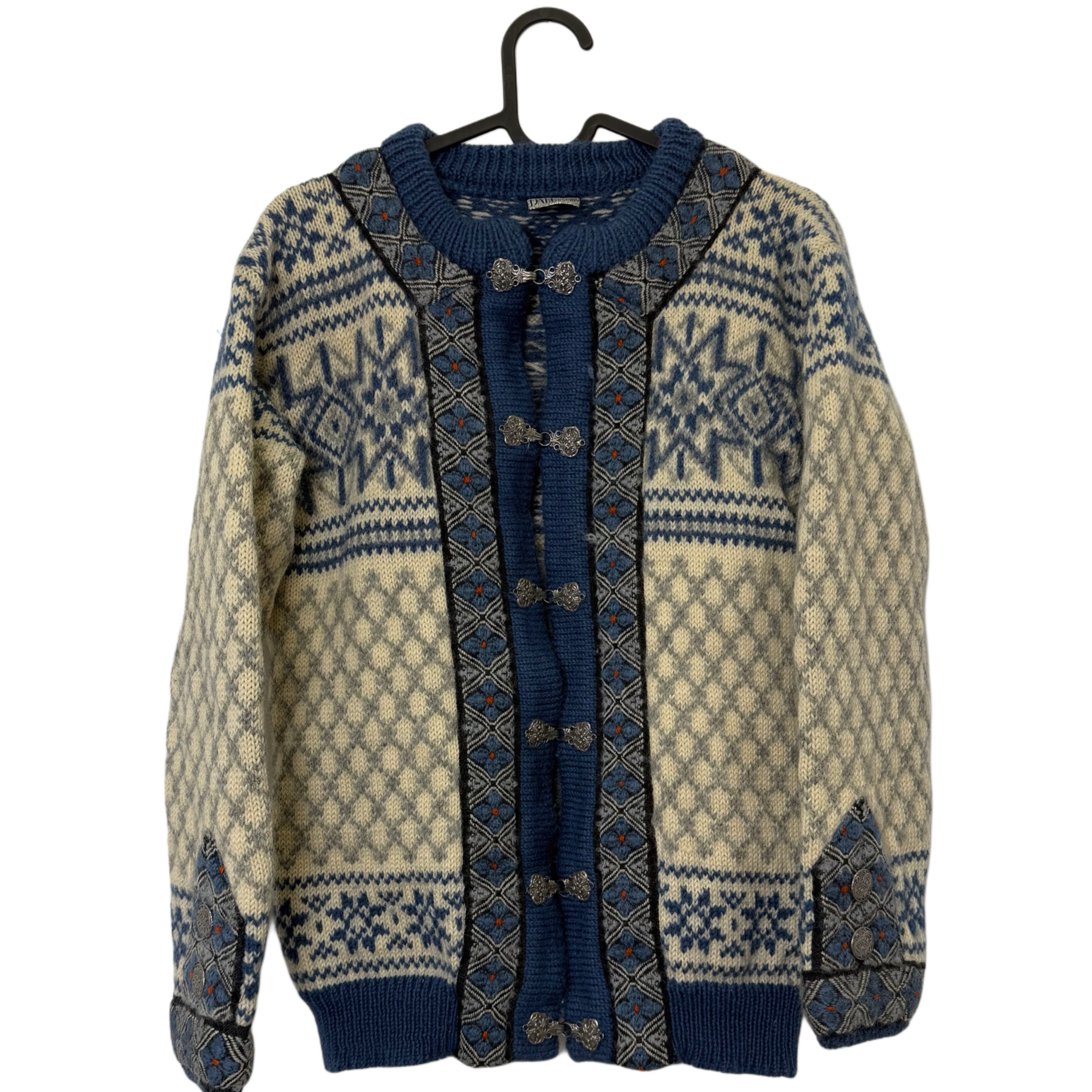 VINTAGE KNITTED JACKET VINTAGE KNITTED JACKET