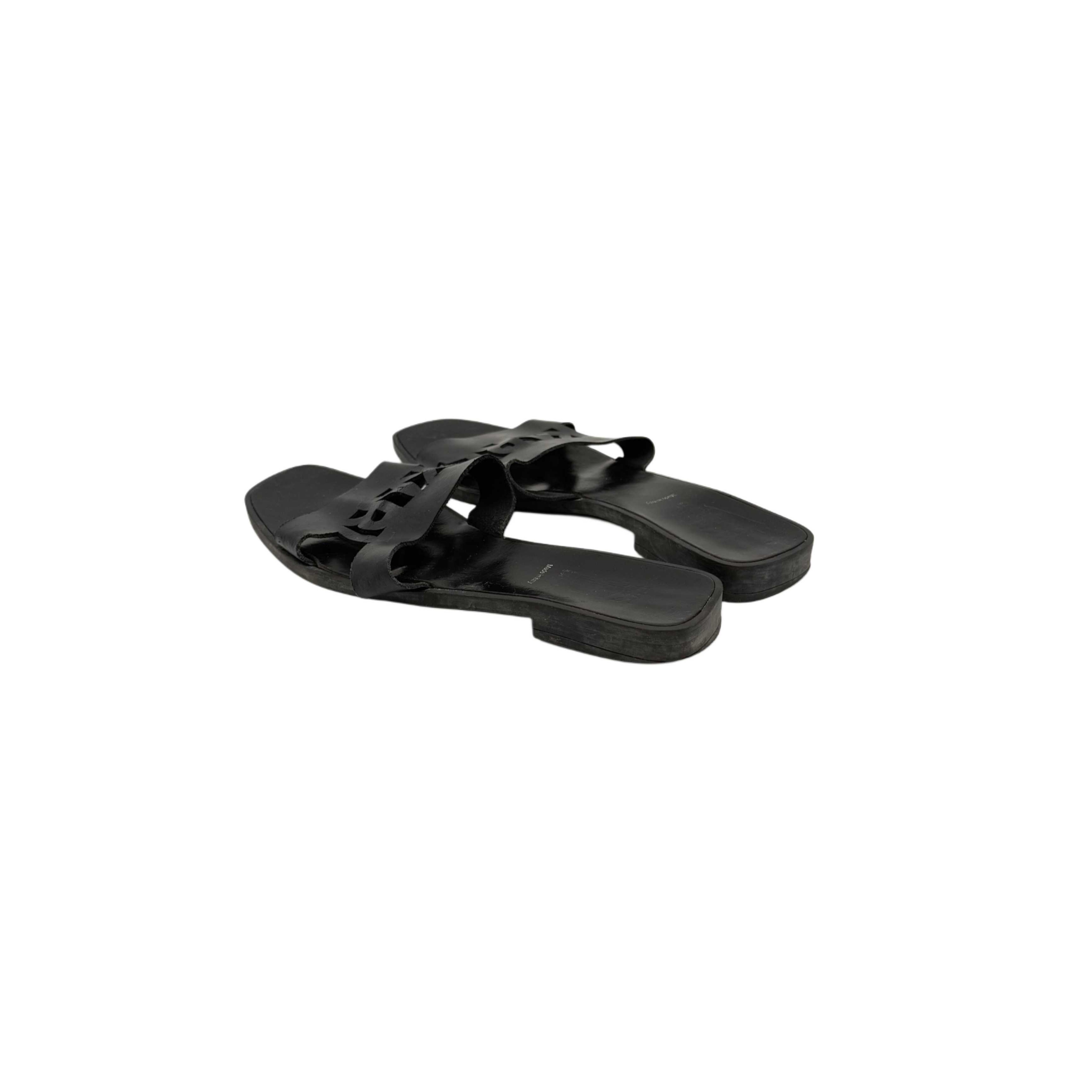 KARL LAGERFELD SLIPPERS BLACK KARL LAGERFELD SLIPPERS BLACK