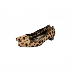 DOLCE AND GABBANA LEOPARD HEELS 