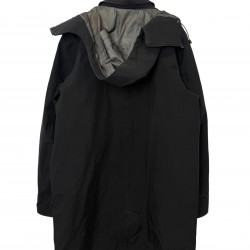 THE NORTH FACE BLACK JACKET