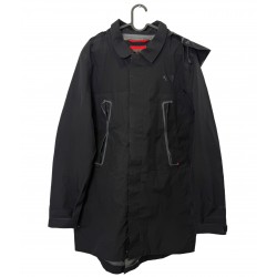 THE NORTH FACE BLACK JACKET