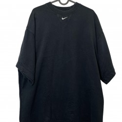 NIKE BLACK T-SHIRT