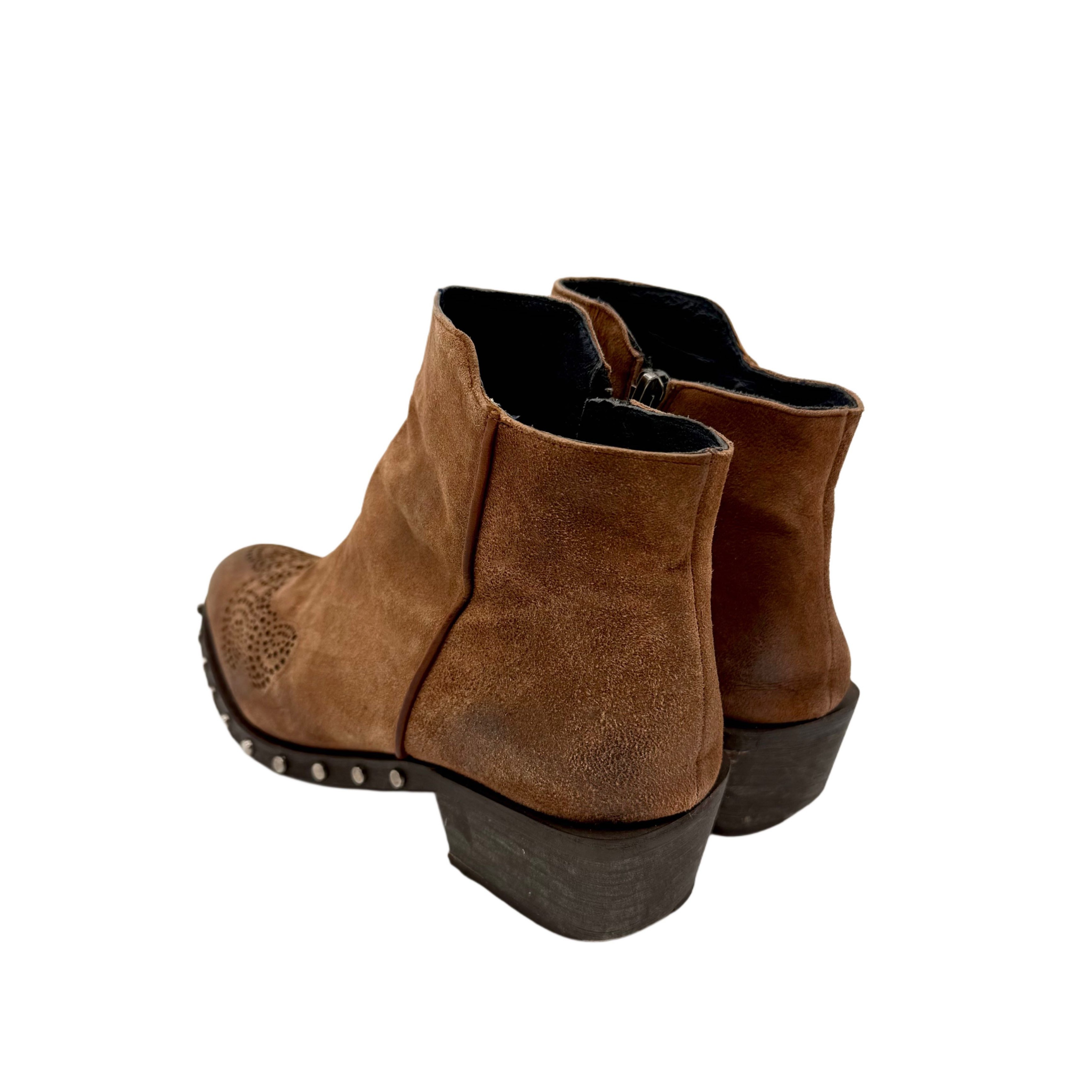 VINTAGE BOOTS VINTAGE BOOTS