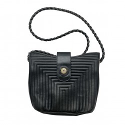 BLACK LEATHER VINTAGE CROSS BODY BAG