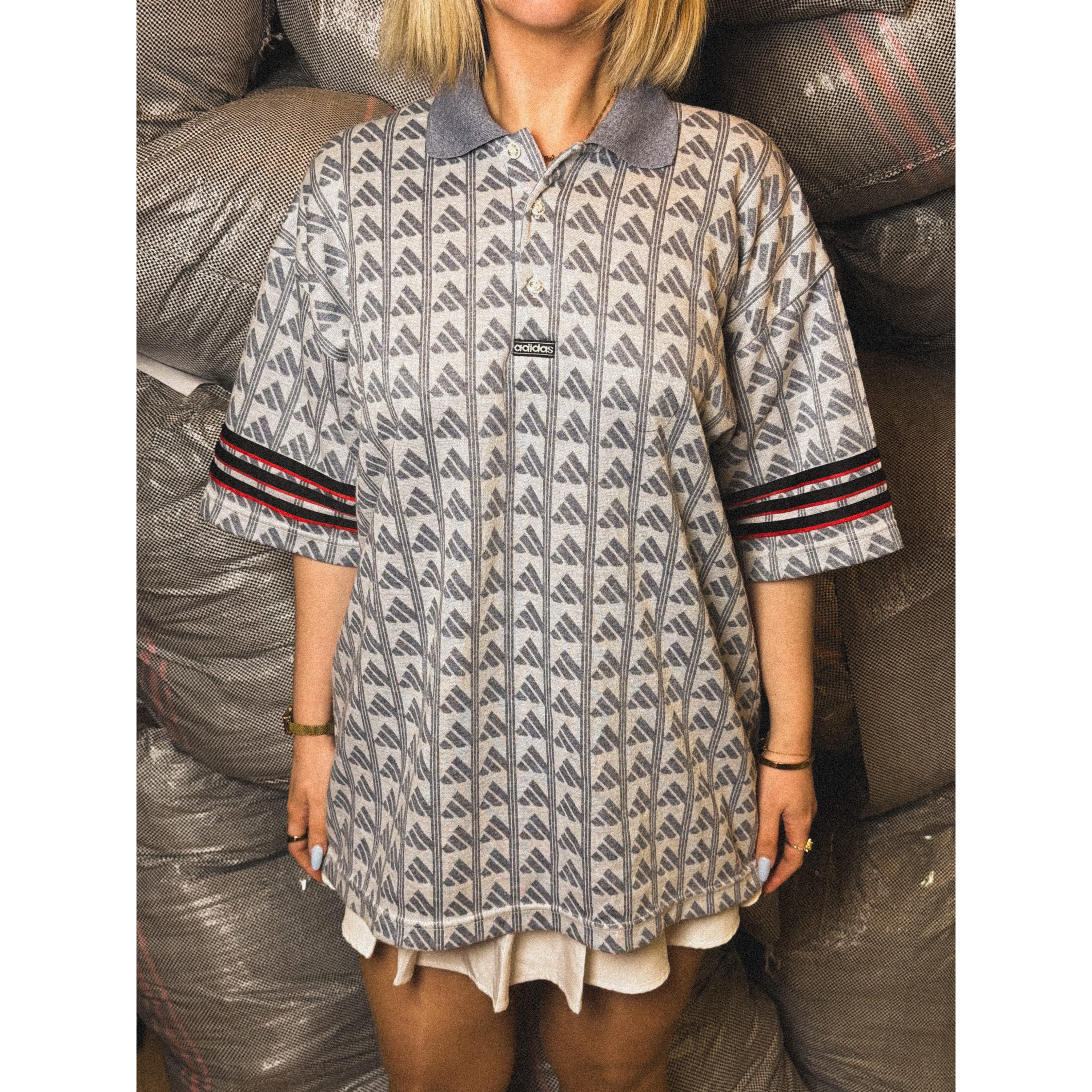 ADIDAS GREY VINTAGE POLO T-SHIRT ADIDAS GREY VINTAGE POLO T-SHIRT